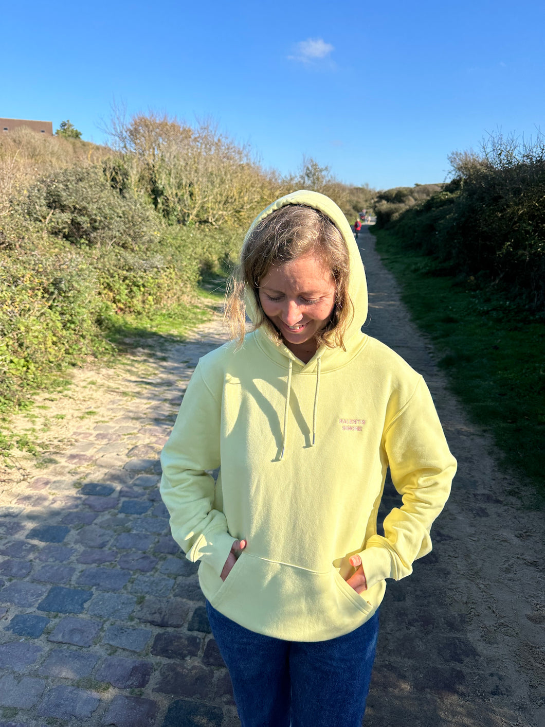 Sweat jaune Ralentis Simone (petite ou grande broderie)