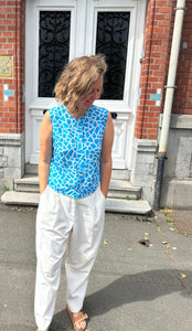 Top bleu sans manche