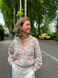 Chemise fleurie