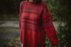 Pull rouge d'hiver