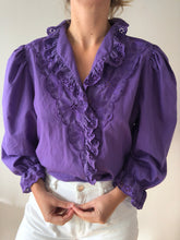 Charger l&#39;image dans la galerie, Blouse brodée violette