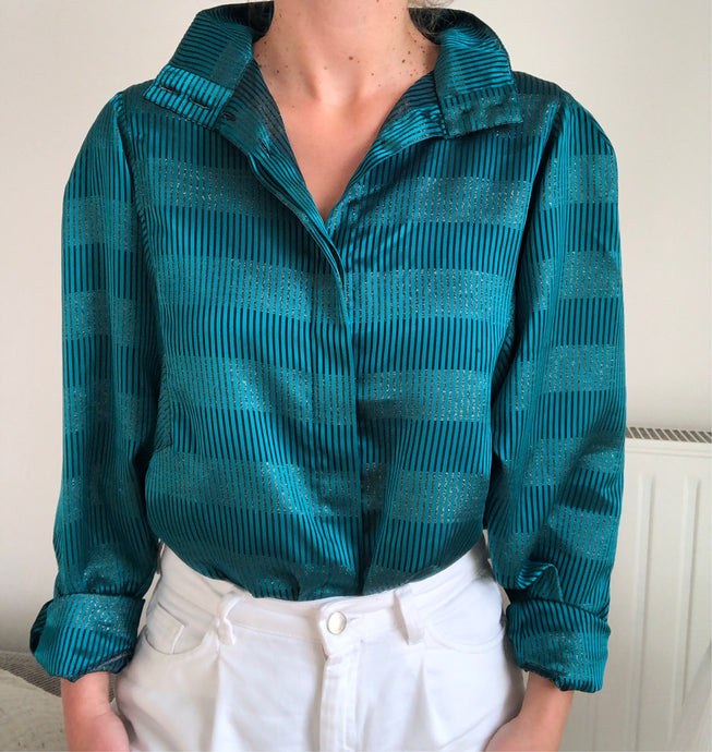 Chemise bleu dorée