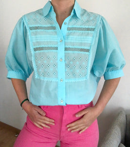 Blouse broderie bleue