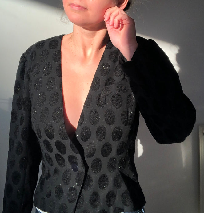 Blouse noire gros pois pailletés
