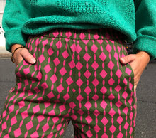 Charger l&#39;image dans la galerie, Pantalon imprimé vert et rose